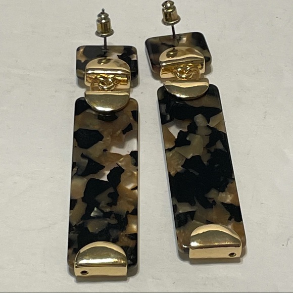 faux tortoise shell dangle acylic post earrings - Picture 6 of 6